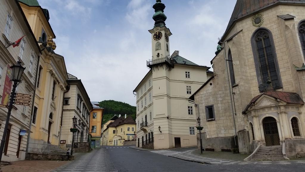 Siglisberg Banska Stiavnica Quarto foto
